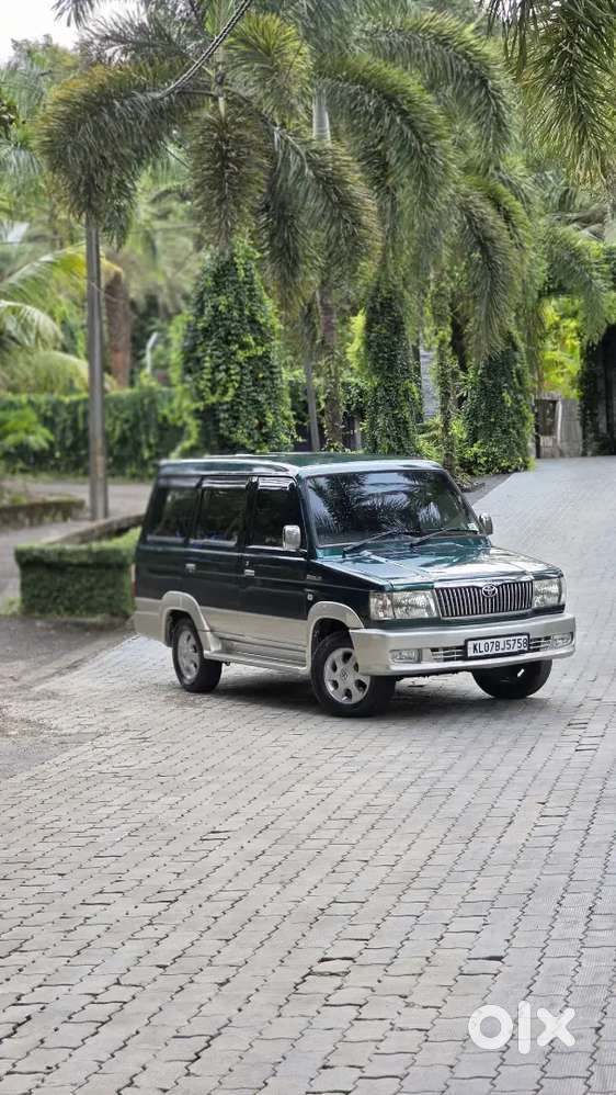 Toyota Qualis Rs Diesel 2004