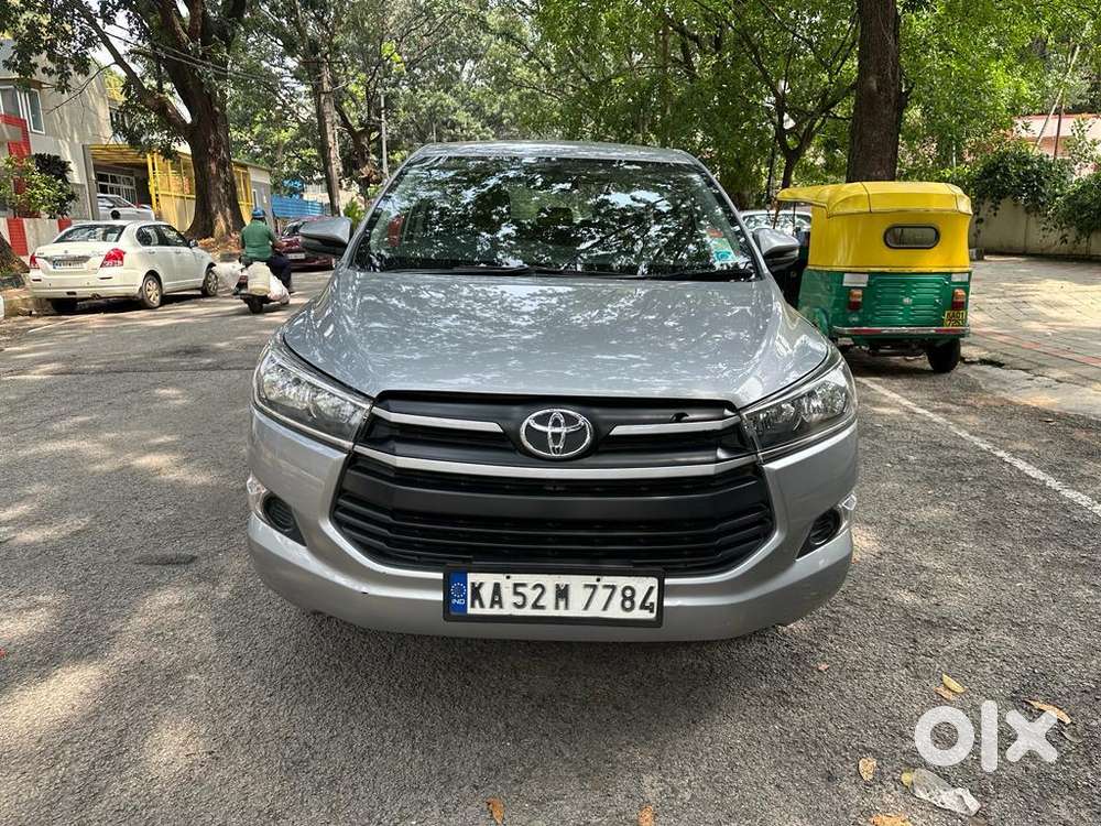 Toyota Innova Crysta 2.8 Gx At 8s, 2017, Diesel