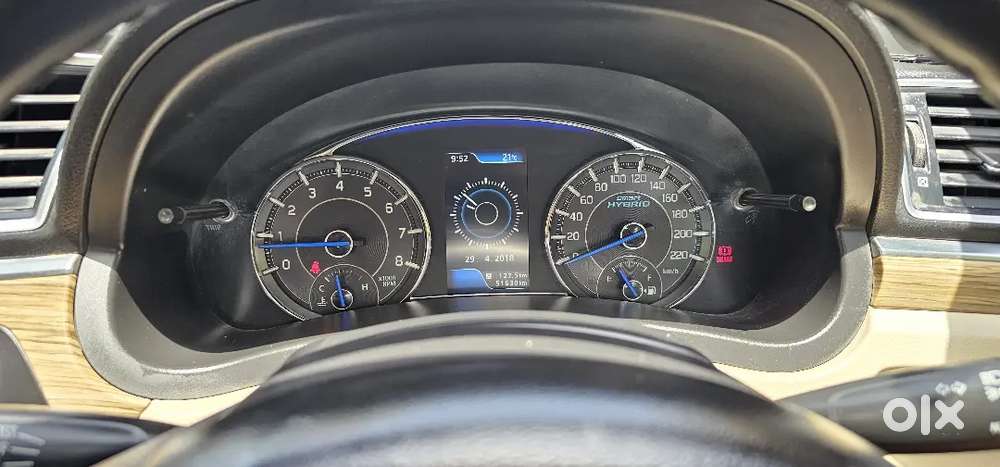 Ciaz Zeta Petrol Hybrid Push Button//  Alloys // Big Screen Meter