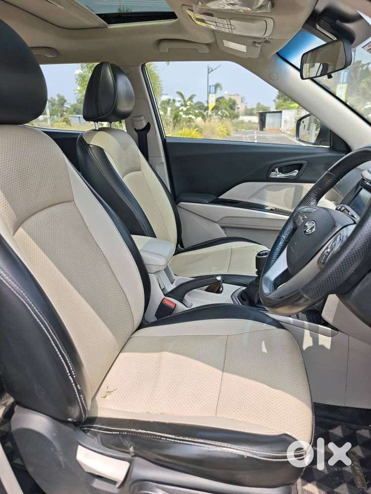 Mahindra Xuv300 W8 Diesel, 2022, Diesel