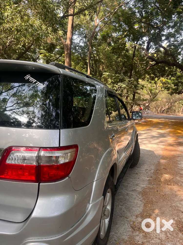 Toyota Fortuner 2010 Diesel Well Maintained