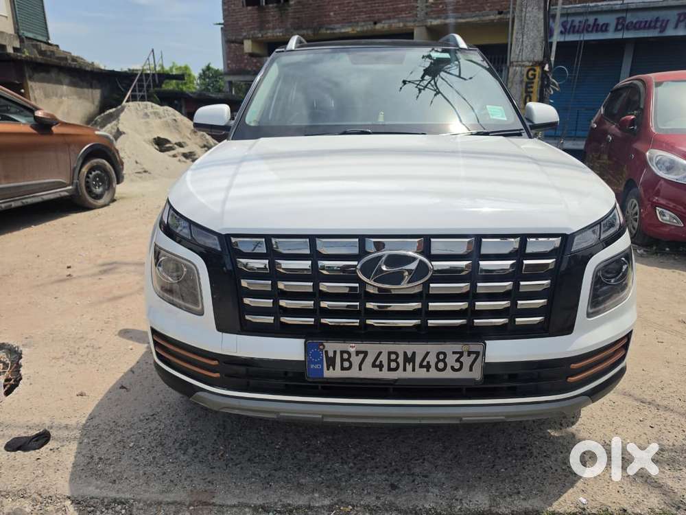 Hyundai Venue 1.2 S Plus, 2023, Petrol