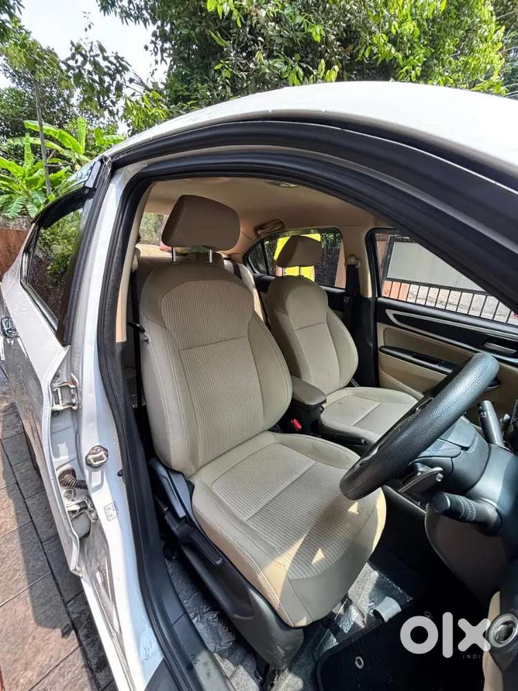 Honda Amaze 2024 Petrol 21000 Km Driven