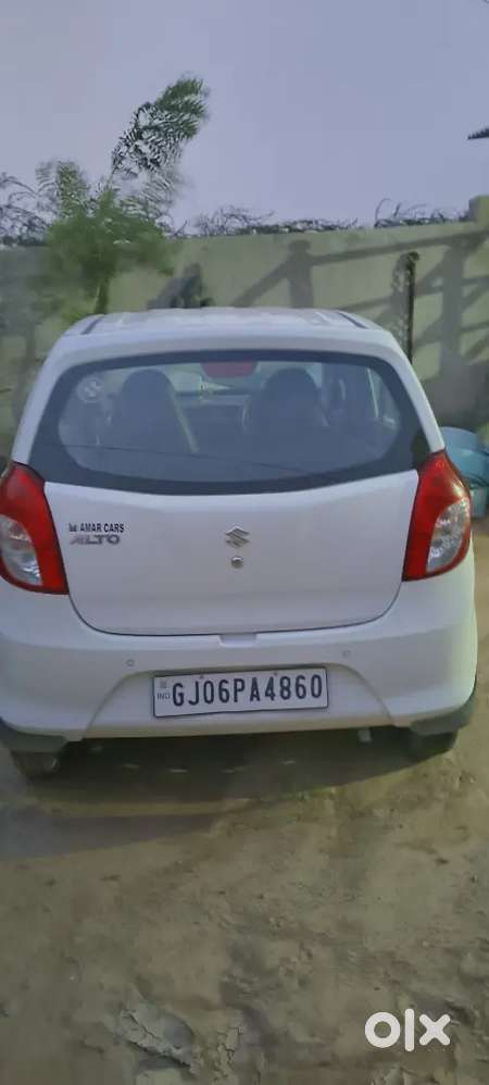 Dusri Gadi Leni Hai