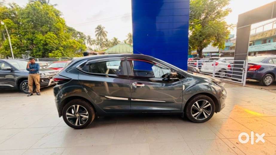 Tata Altroz Xz, 2020, Petrol