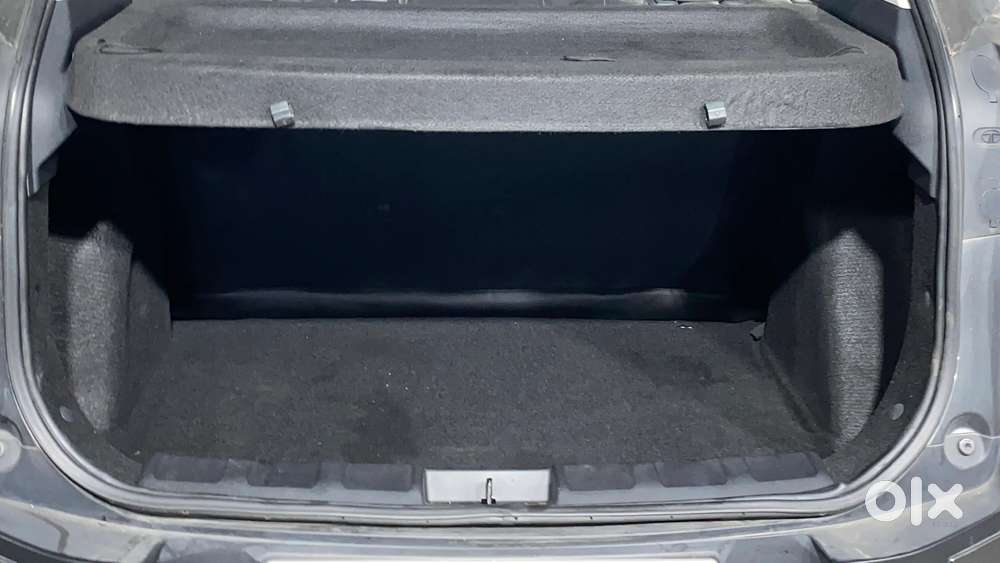 Tata Nexon Smart 1.2 Revotron Petrol 5 Mt, 2024, Petrol