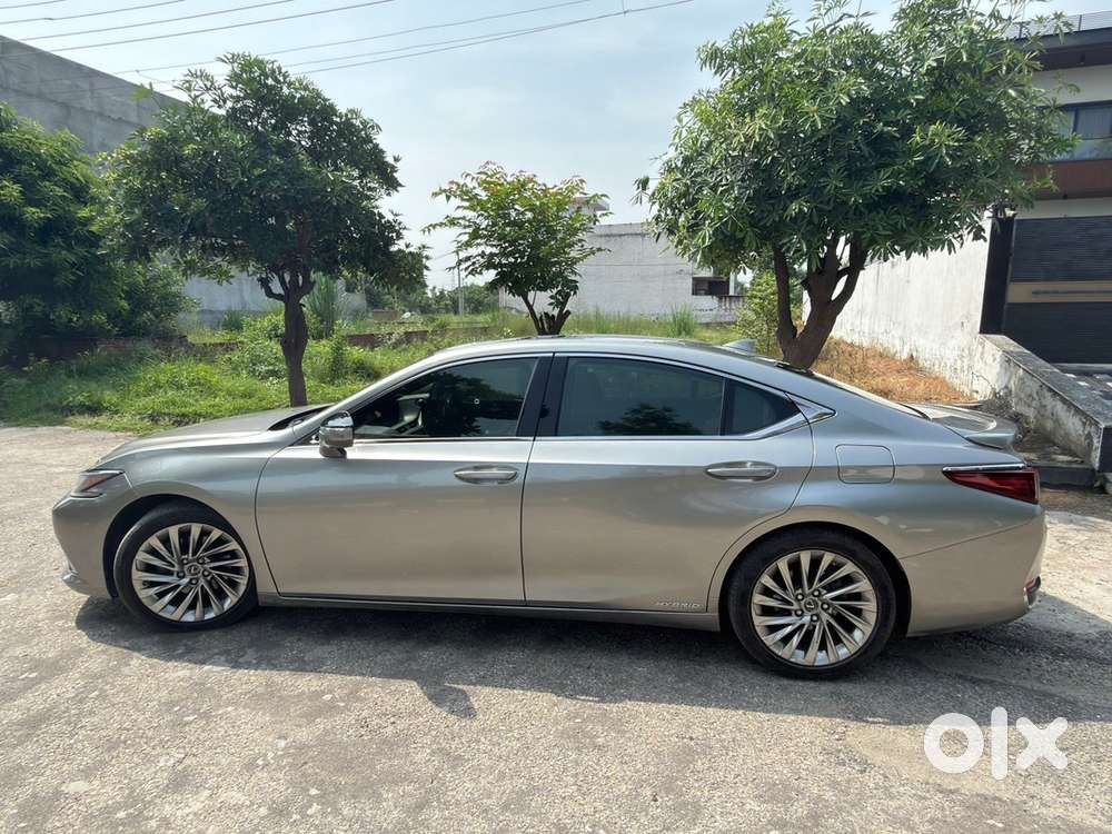 Lexus Es 300h 2019 Model