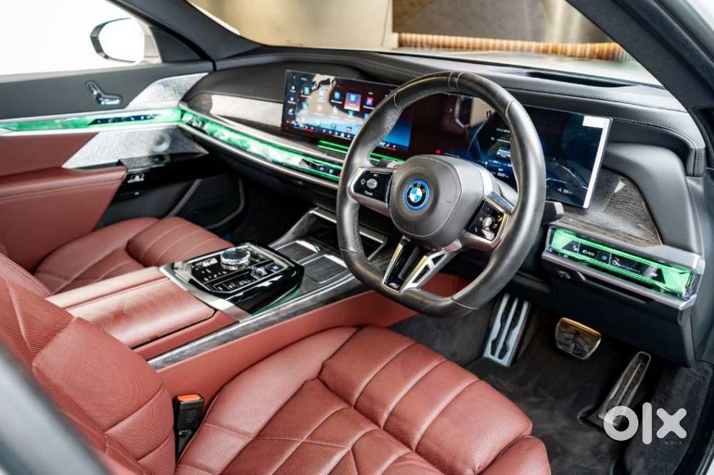 Bmw I7 Xdrive60, 2025, Electric