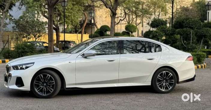 Bmw 5 Series, 2025, Petrol