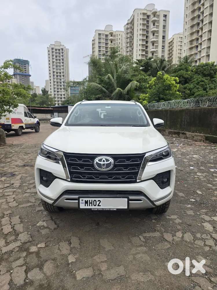 Toyota Fortuner 4&times;2 At 2023 Diesel