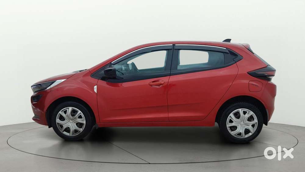 Tata Altroz Xma Plus (s), 2024, Petrol
