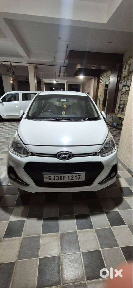 Hyundai Grand I10 2017 Cng & Hybrids Good Condition