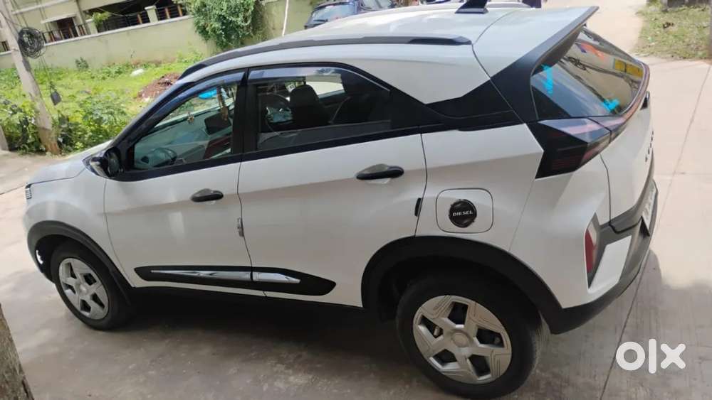 Tata Nexon Creative 1.5 Revotorq Diesel 6mt, 2024, Diesel