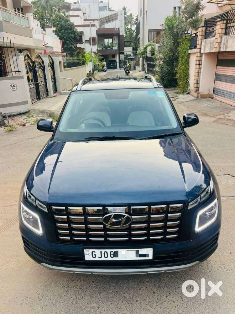 Hyundai Venue 1.2 S (o), 2022, Petrol