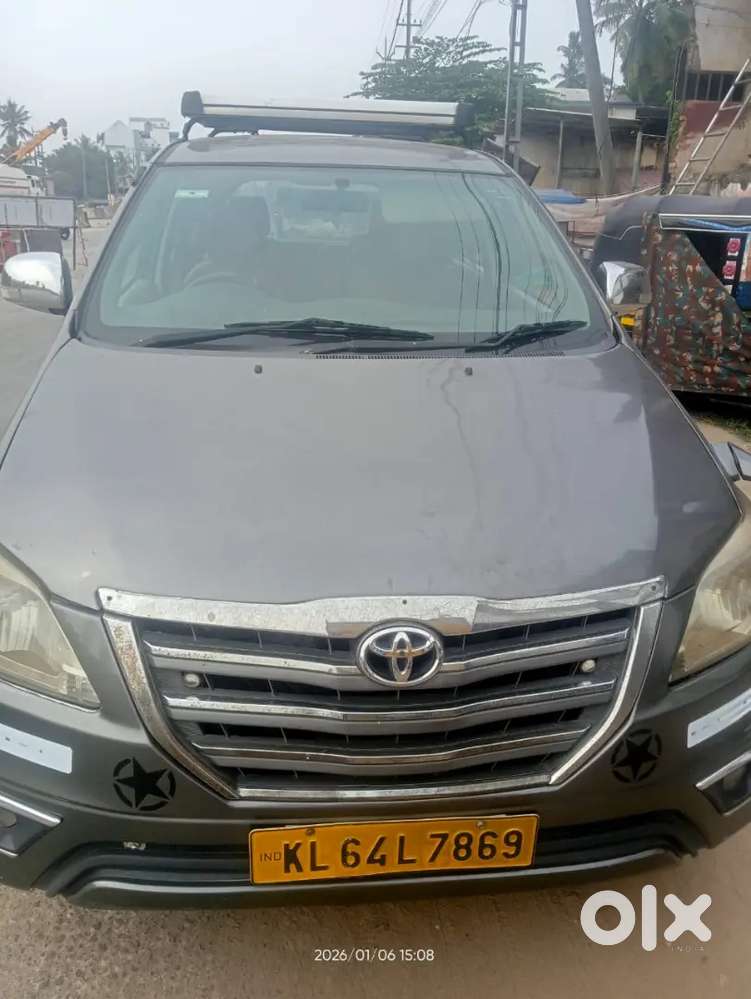 Toyota Innova 2010 Model