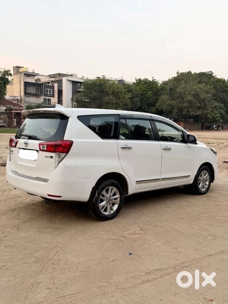 Toyota Innova Crysta 2.4 V 7 Str, 2017, Diesel