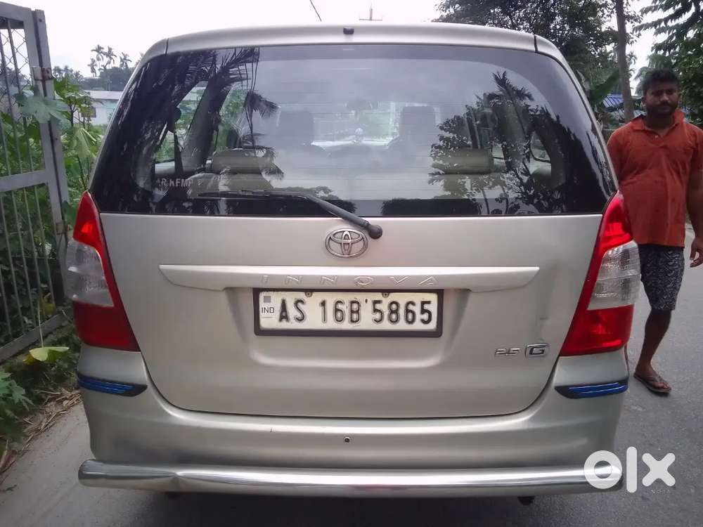 Toyota Innova Hycross 2012 Diesel Manual