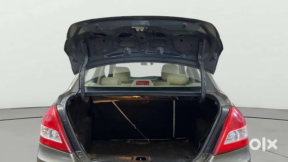 Maruti Suzuki Swift Dzire Zxi 1.2, 2016, Petrol