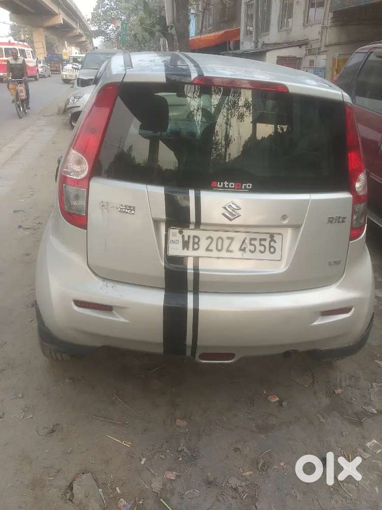 Maruti Ritz 1.2 Lxi 2011