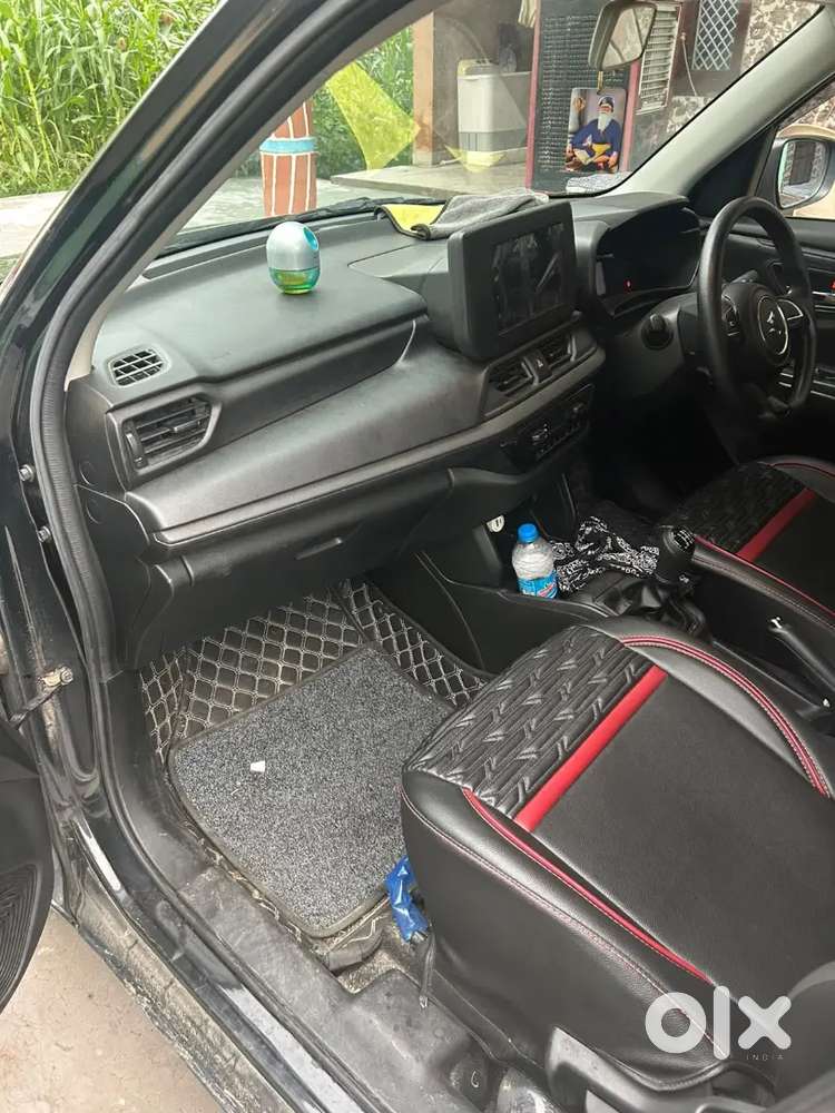 Maruti Suzuki Swift Vxi 2025