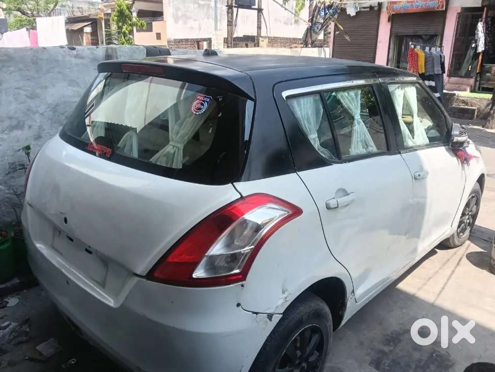 Maruti Suzuki Swift 2012 Diesel 180000 Km Driven