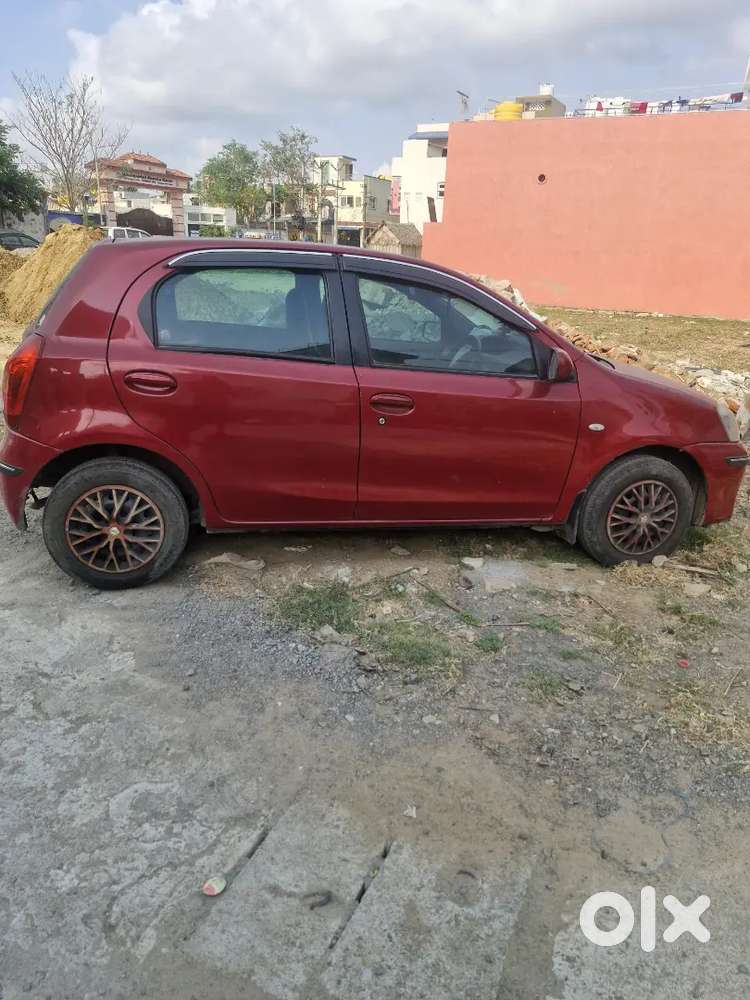 Toyota Etios Liva 2012