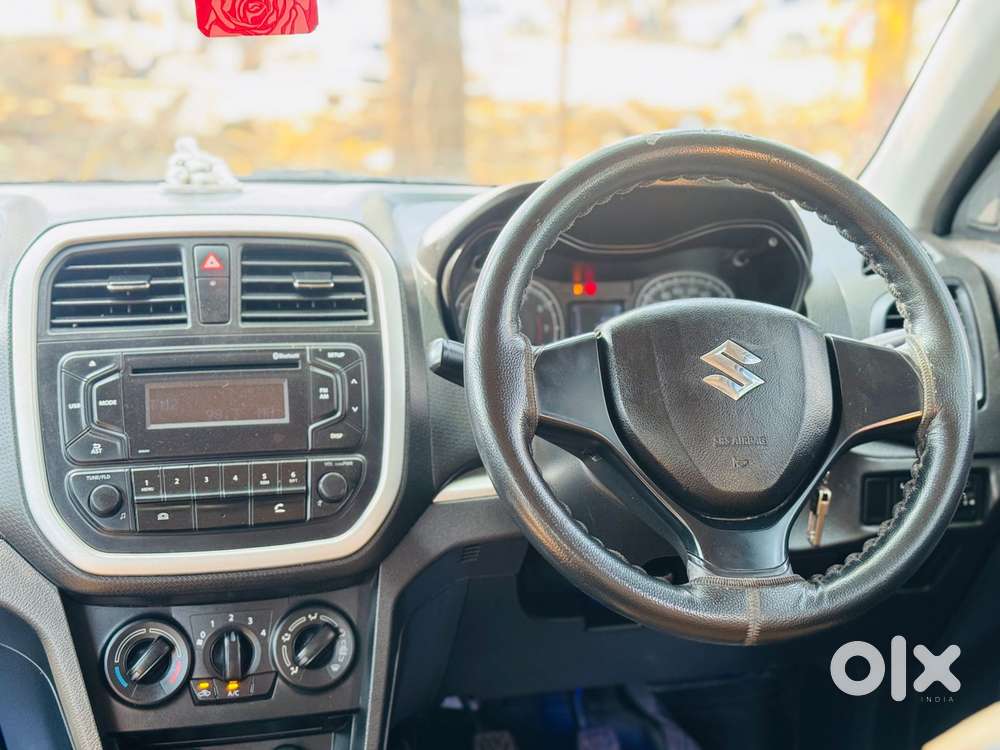 Maruti Suzuki Brezza 1.5 Lxi Smart Hybrid, 2021, Petrol