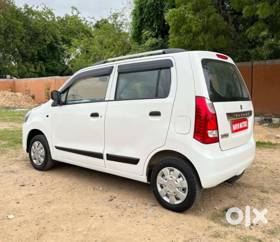 Maruti Suzuki Wagon R Lxi 1.0, 2016, Petrol