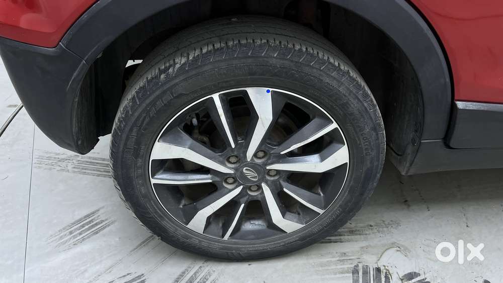 Mahindra Xuv300 W8 Option, 2020, Petrol