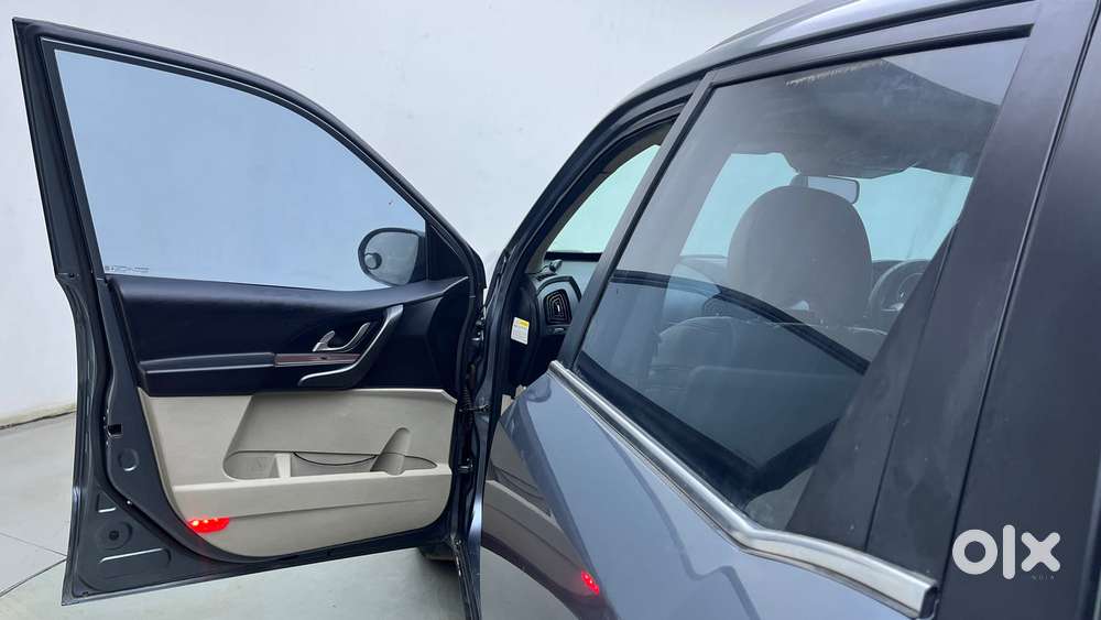 Mahindra Xuv500 2.2 W10, 2017, Diesel