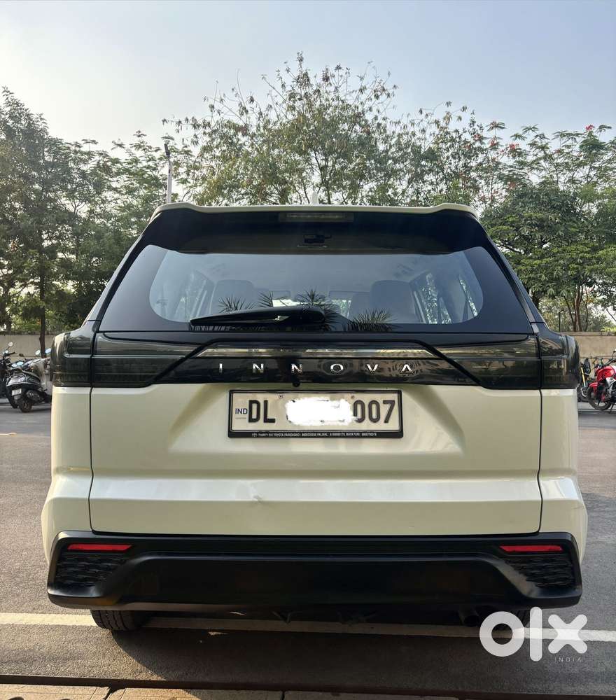 Toyota Innova Hycross 2.0 Gx 8 Str, 2023, Petrol