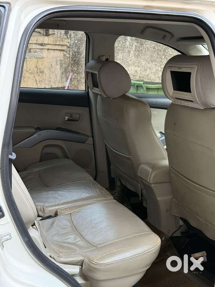 Mitsubishi Outlander 2.4 Mivec, 2012, Petrol