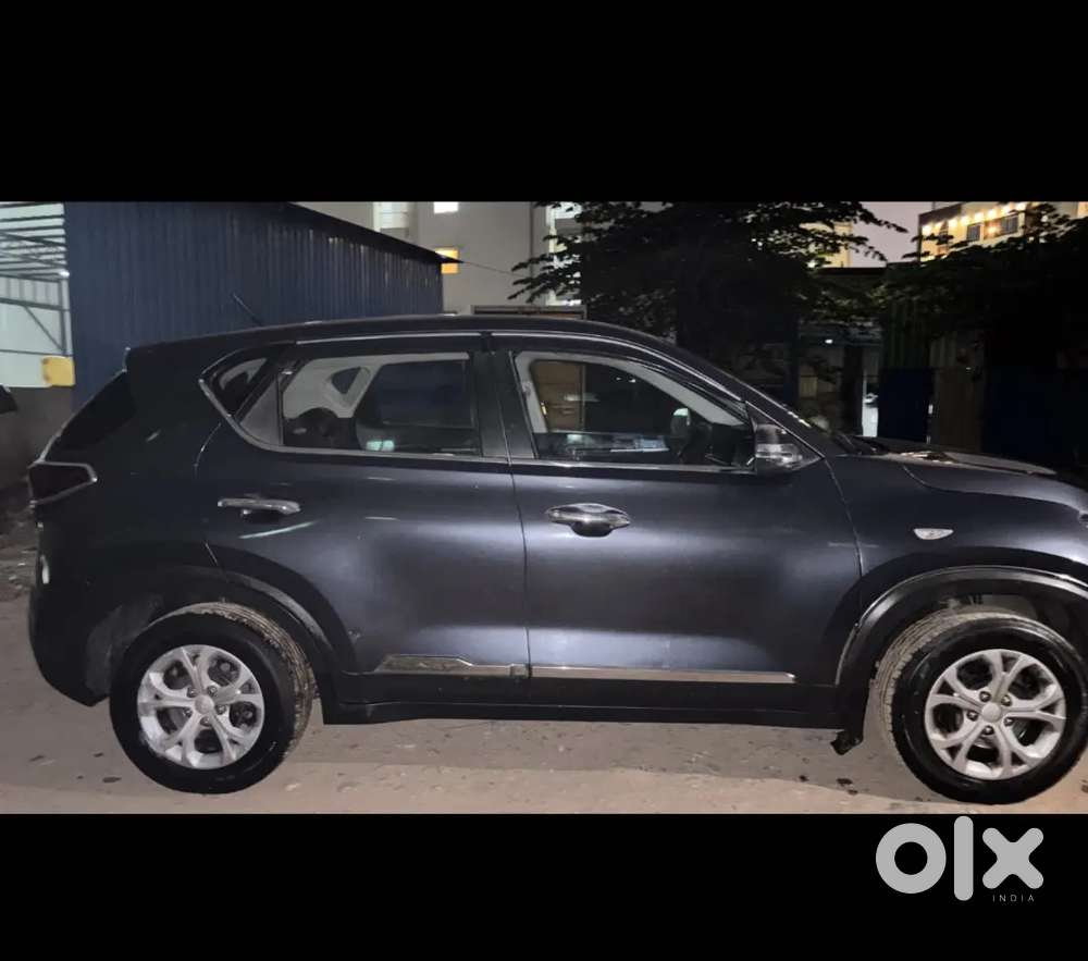 Kia Sonet Petrol 2021