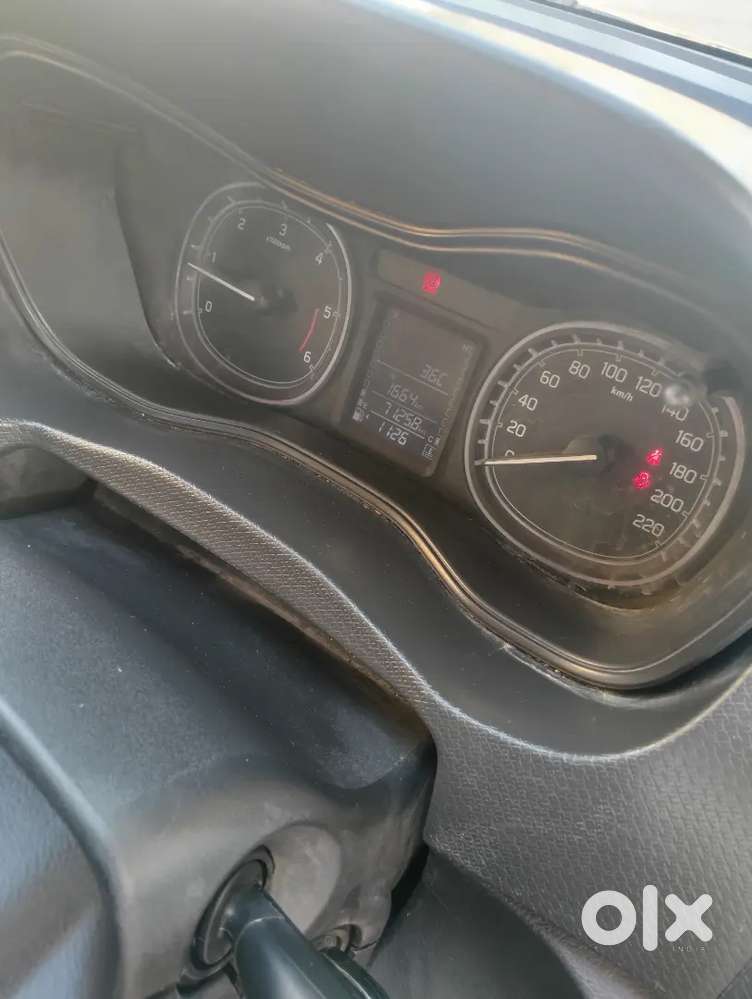 Maruti Suzuki Brezza 2017 Diesel 72000 Km Driven