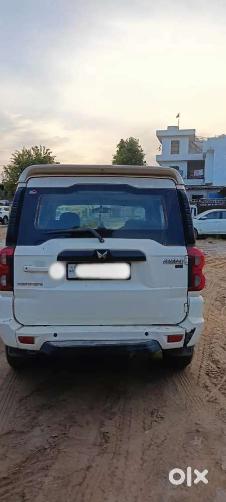 Mahindra Scorpio Classic 2018 Diesel 124000 Km Driven