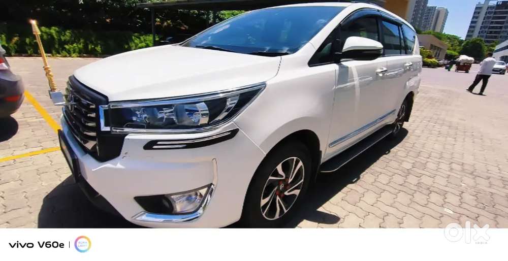 Toyota Innova Crysta 2022
