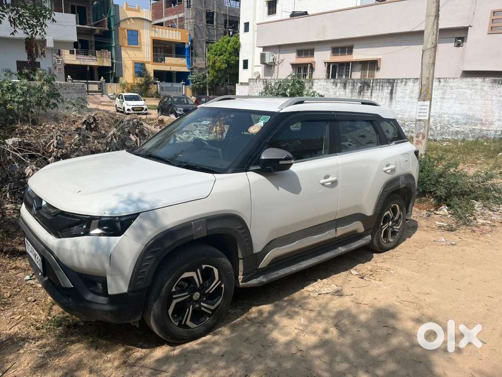 Maruti Suzuki Brezza 2023 Petrol Well Maintained
