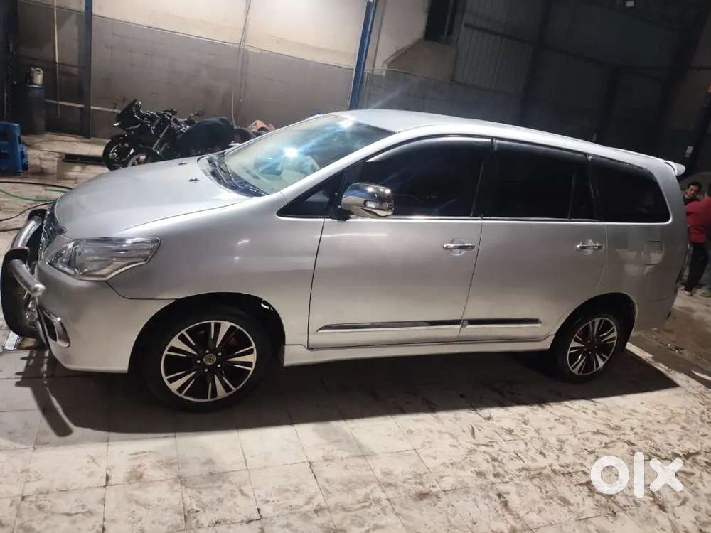Toyota Innova 2.5v 2008