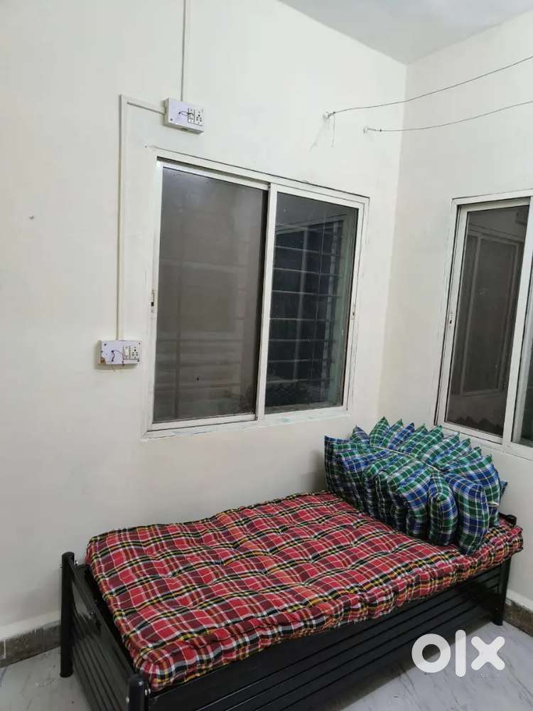 Signal and bunk beds for sale-good Condition
