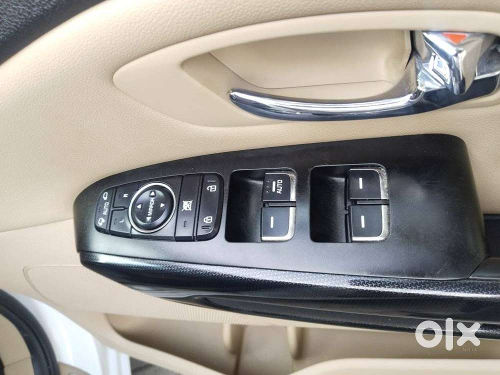 Kia Carnival Prestige, 2021, Diesel