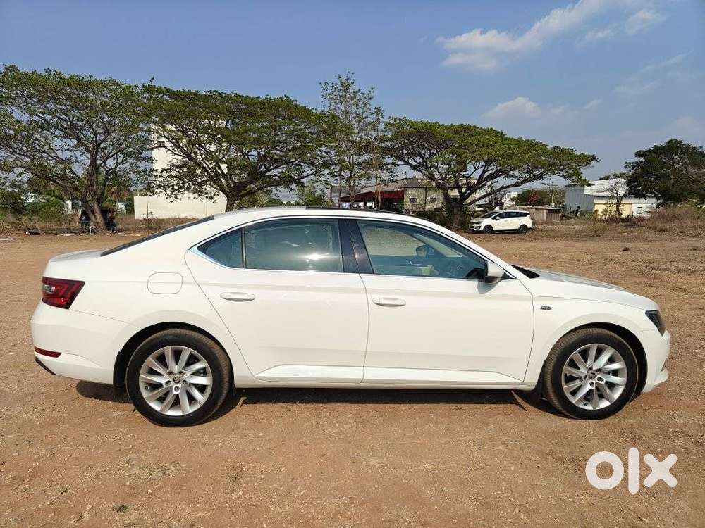 Skoda Superb 2.0 L&k Tsi At, 2016, Petrol