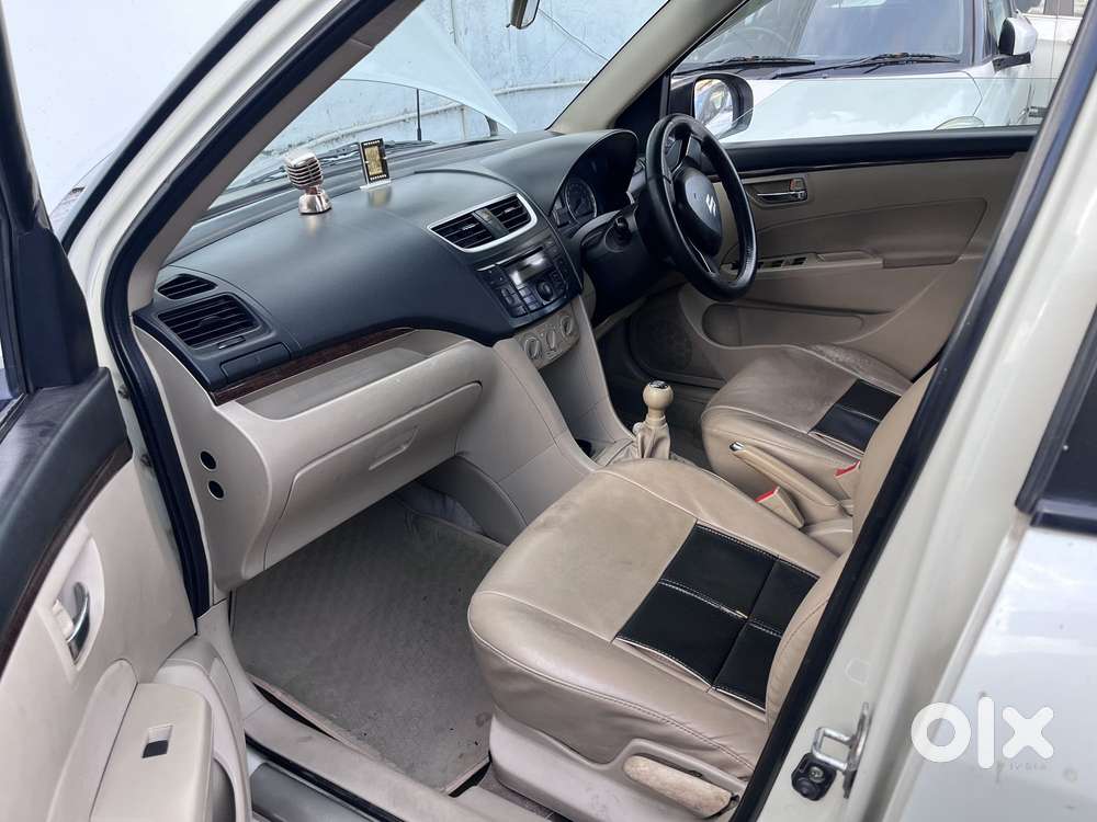 Maruti Suzuki Swift Dzire 1.2 Vxi Bsiv, 2013, Petrol