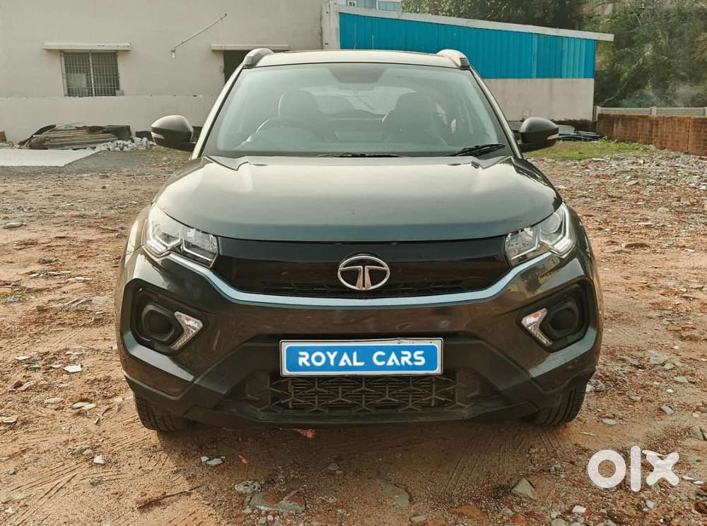 Tata Nexon 1.2 Revotron Xma Amt (s), 2023, Petrol