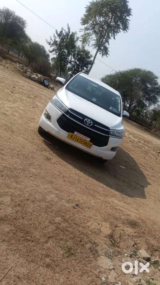 Toyota Innova Crysta 2019