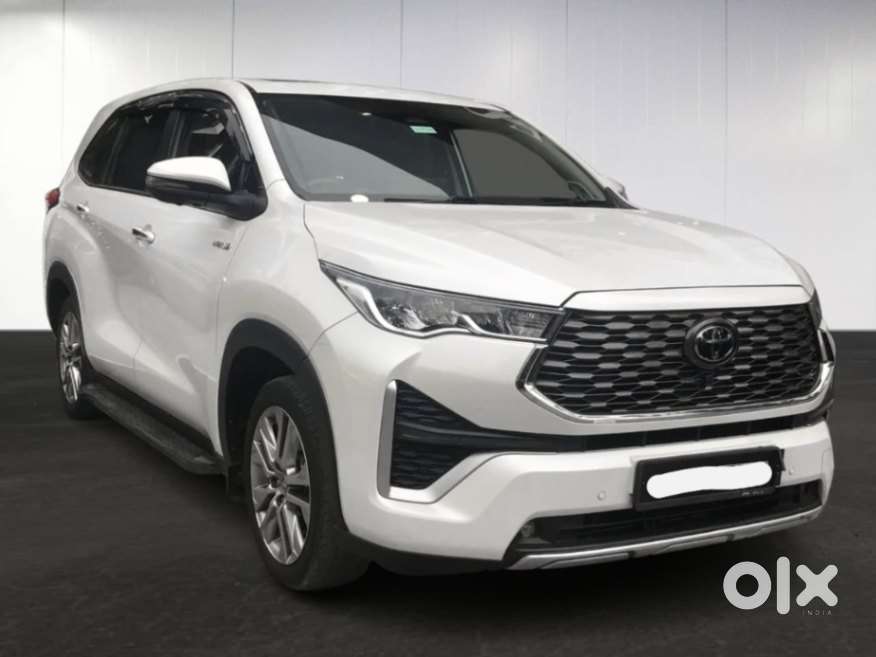 Toyota Innova Hycross 2.0 Zx Hybrid 7 Str, 2023, Petrol