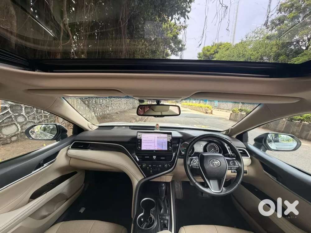 Toyota Camry Hybrid, 2022, Petrol