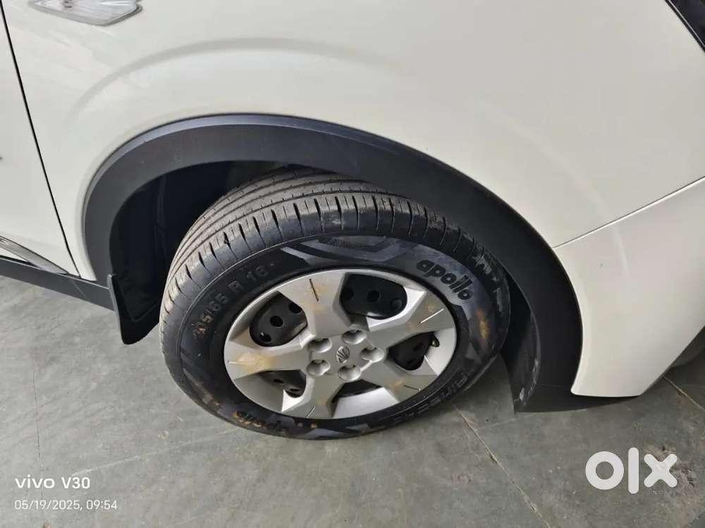 Mahindra Xuv300 Turbosport 2022 Petrol 8000 Km Driven