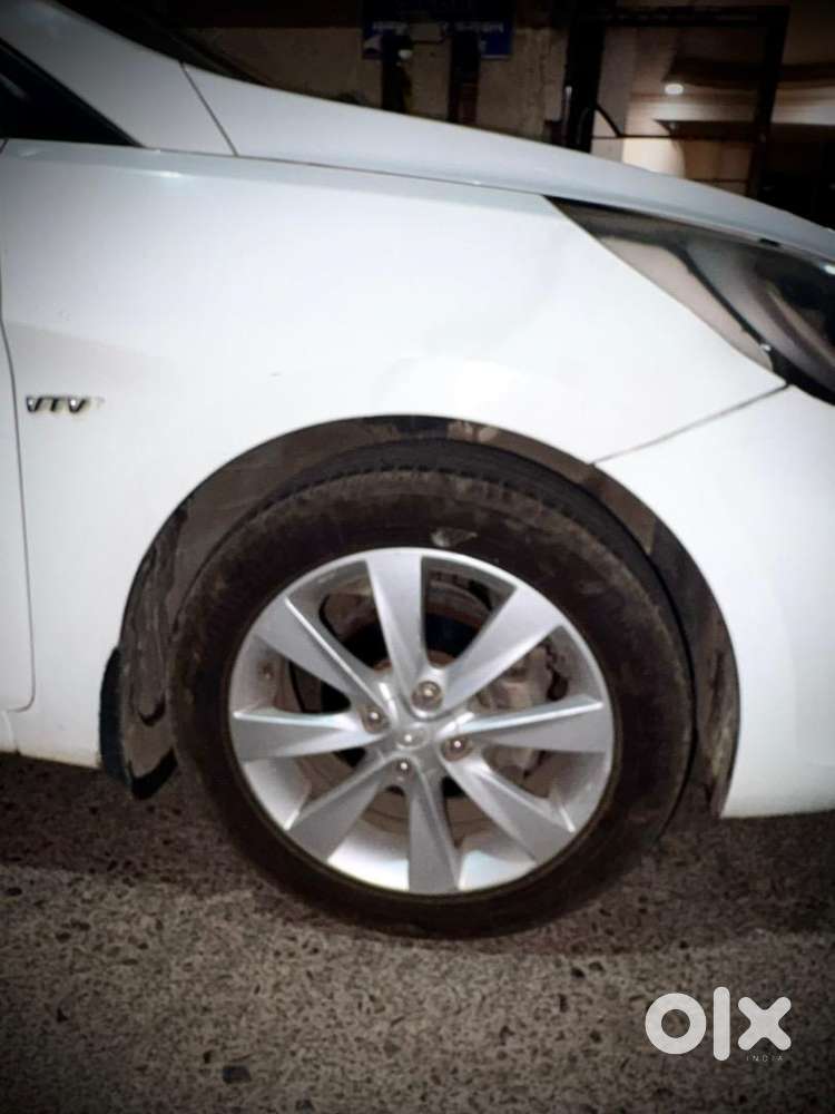 Hyundai Verna 2012 Petrol Well Maintained