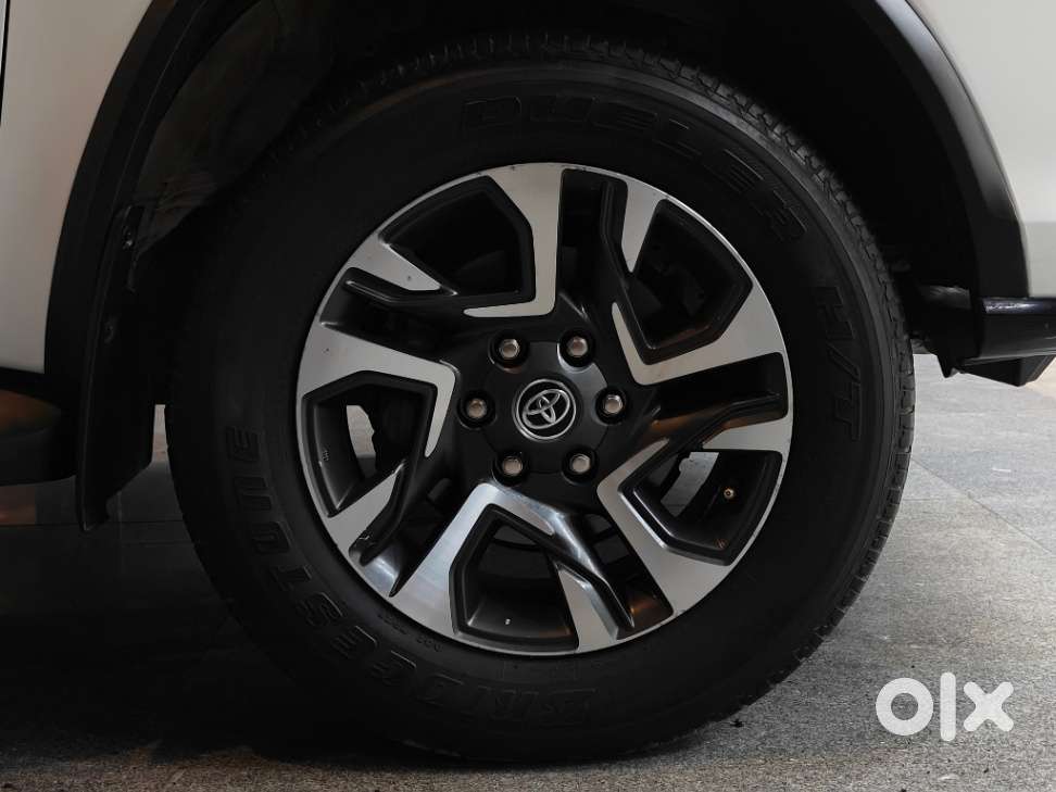 Toyota Fortuner Legender 4x2 At 2.8, 2023, Diesel