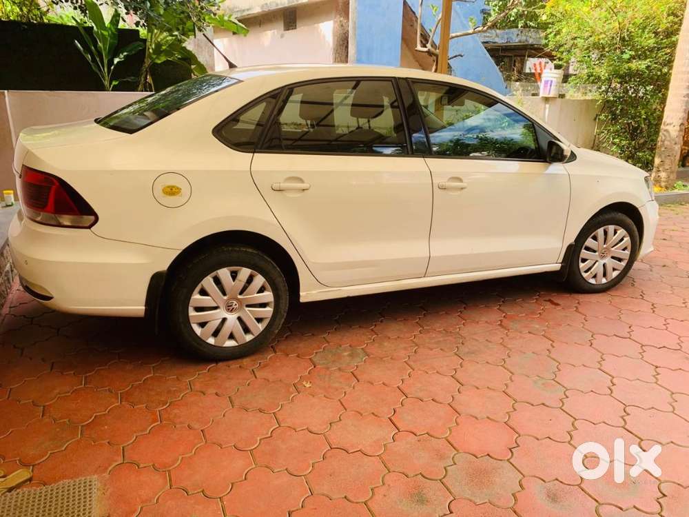 Showroom Condition Volkswagen Vento 2016